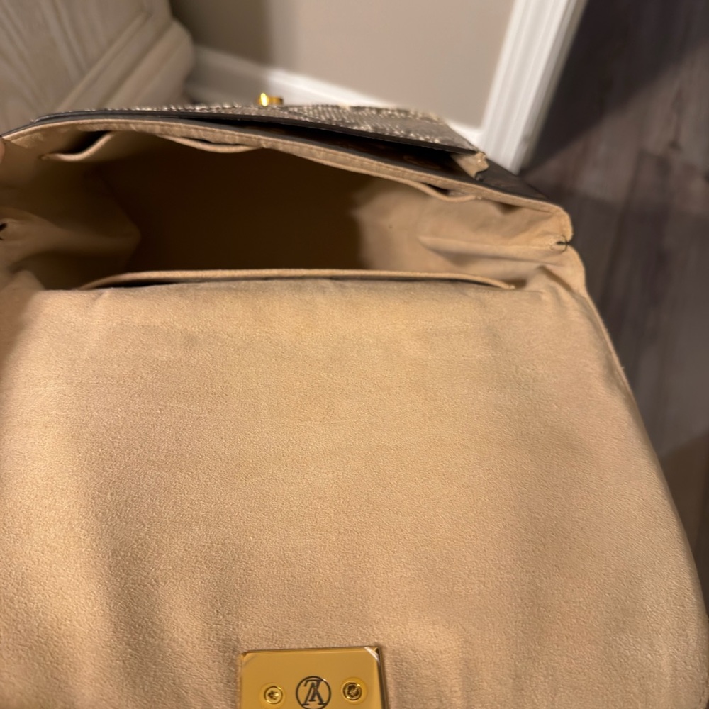 Authentic Louis Vuitton Python Detail Crossbody B… - image 4